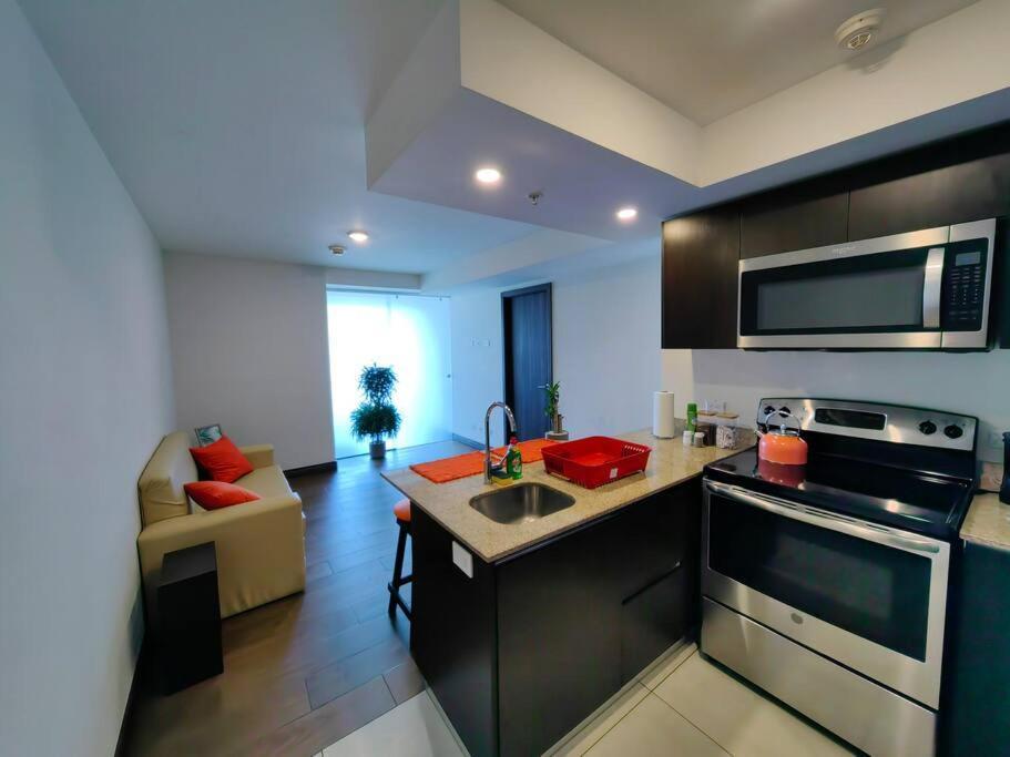 Appartement 706 Torres Yoses Hermoso En Barrio Escalante Con Parqueo